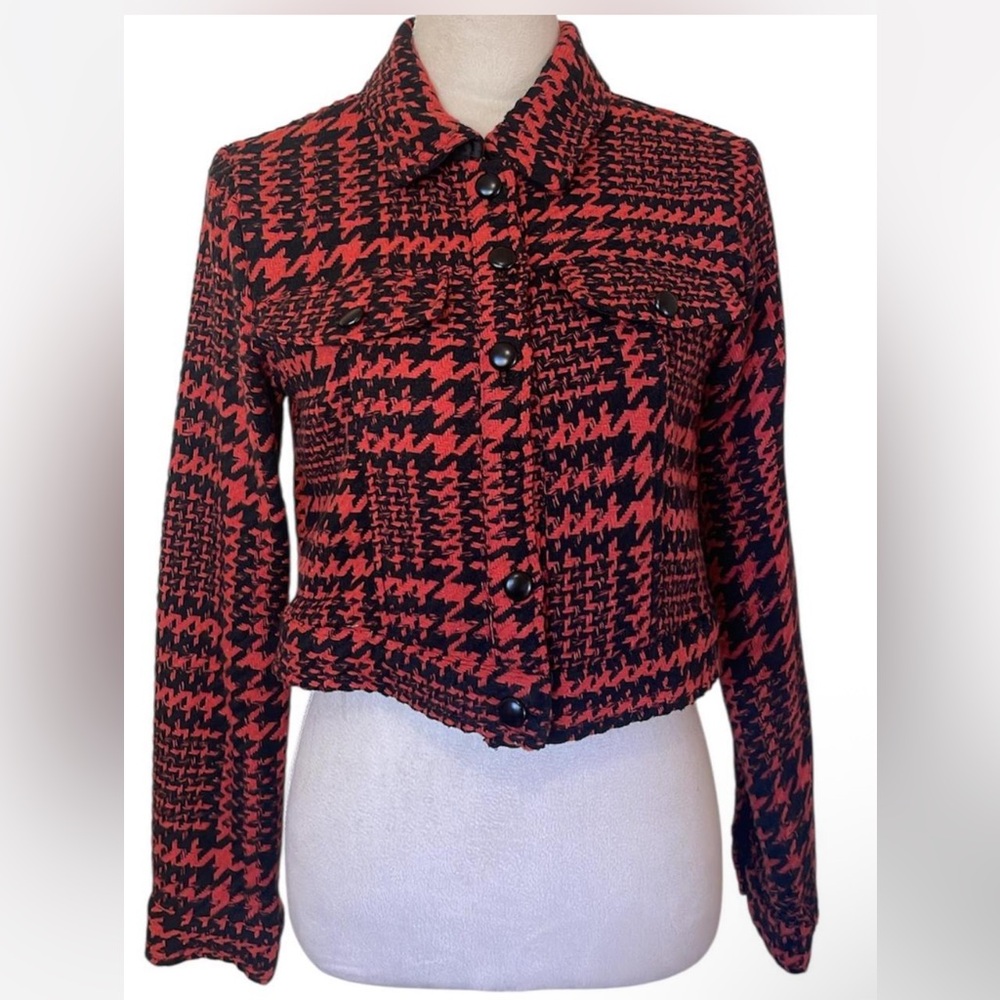 NWT-Windsor So Chic Houndstooth
Cropped Jacket | Fall Wear | Bold Layers